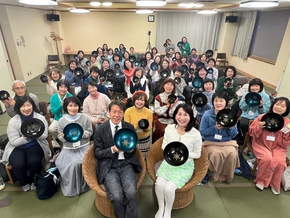 ゆの里で出会った「水と音と光」──シンギング・リン リトリートに参加して